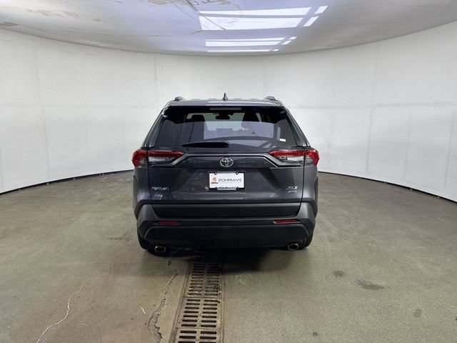 Used 2022 Toyota RAV4 XLE Premium AWD/4WD image 34