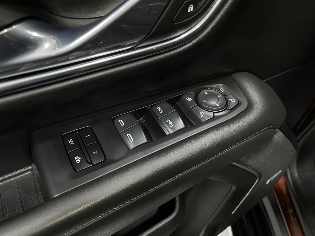 Used 2023 Chevrolet Tahoe LT w/ Luxury Package image 16