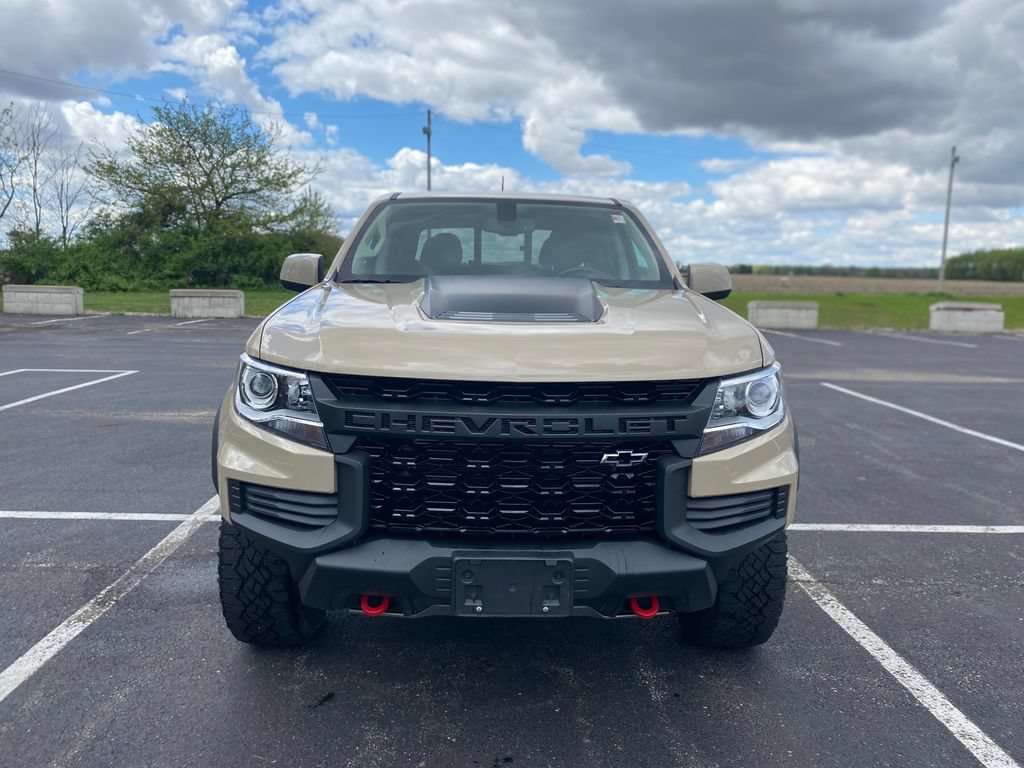 Used 2022 Chevrolet Colorado ZR2 w/ ZR2 Dusk Special Edition AWD/4WD image 2
