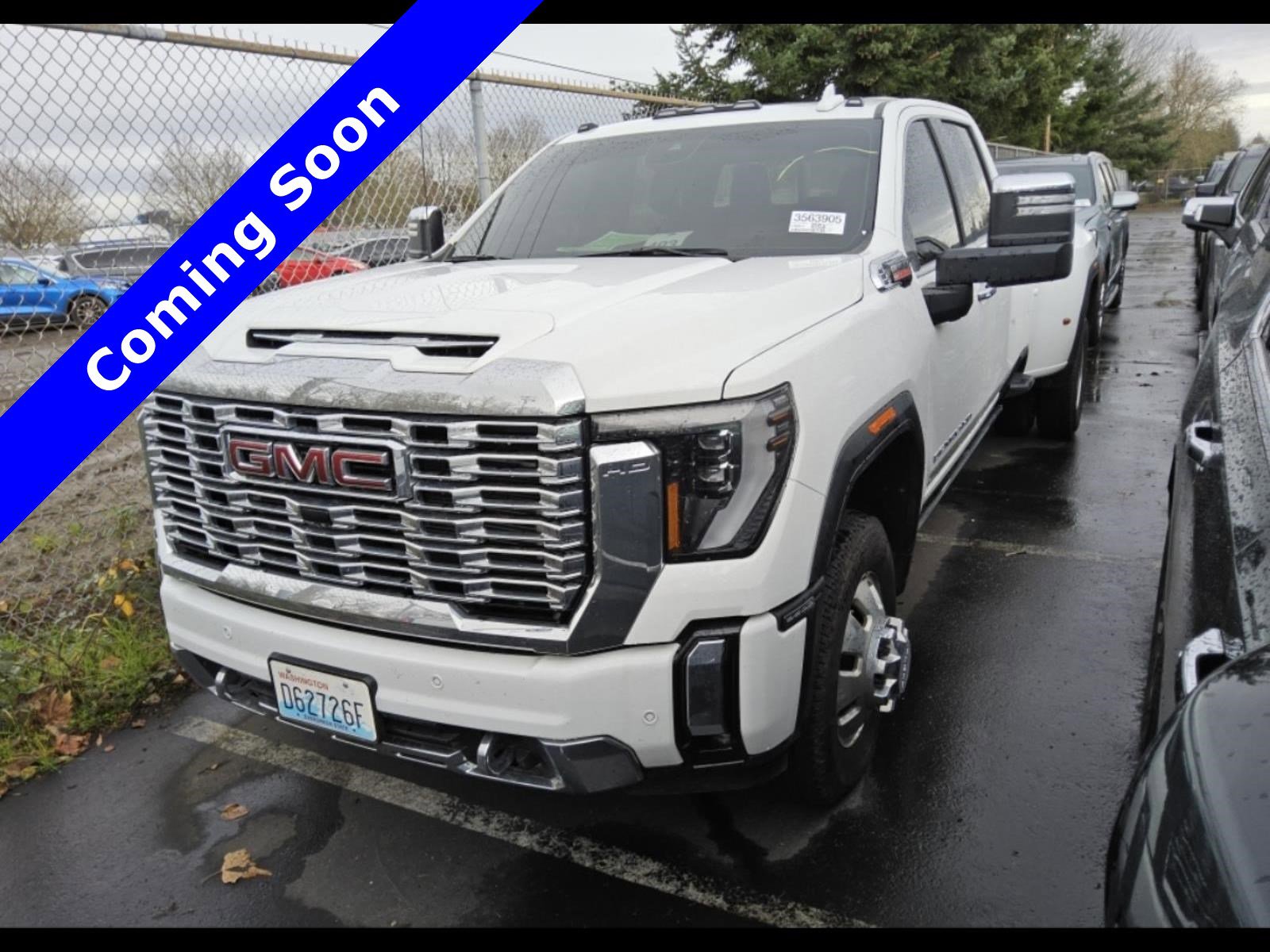 Used 2025 GMC Sierra 3500 Denali w/ Denali Reserve Package image 1