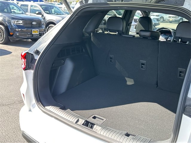 Used 2024 Ford Escape ST-Line Select w/ Tech Pack #2 image 19