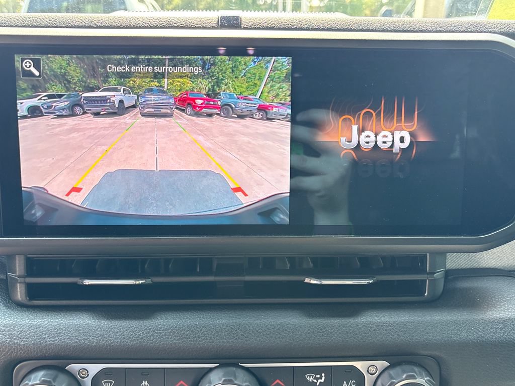 Used 2026 Jeep Gladiator Sport AWD/4WD image 49