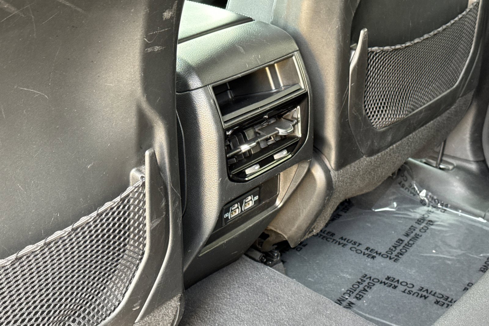 Used 2023 Jeep Grand Cherokee Laredo image 14