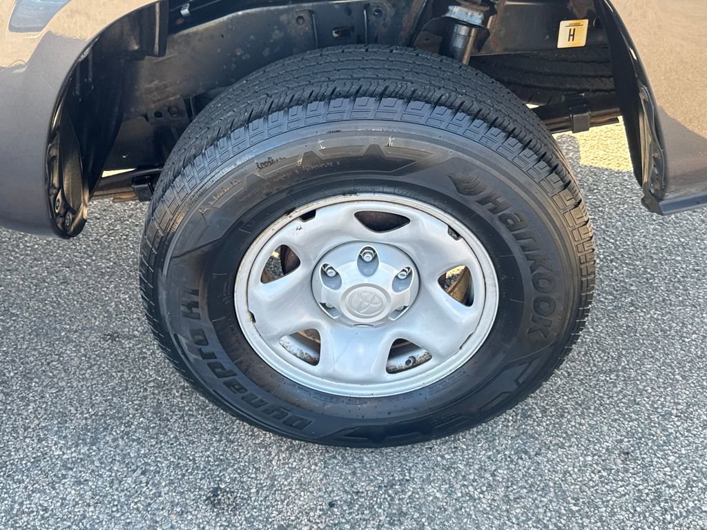 Used 2020 Toyota Tacoma SR AWD/4WD image 50