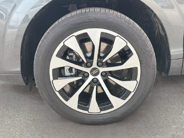 New 2026 Audi Q3 quattro 2.0T AWD/4WD image 42