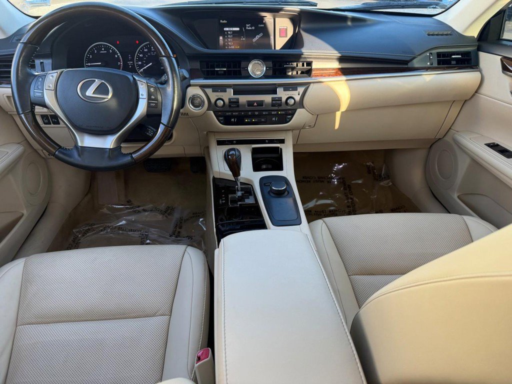 Used 2015 Lexus ES 350 w/ Premium Package image 12