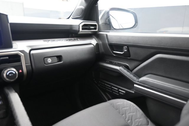 Used 2024 Toyota Tacoma SR5 w/ SR5 Upgrade Package RWD image 27
