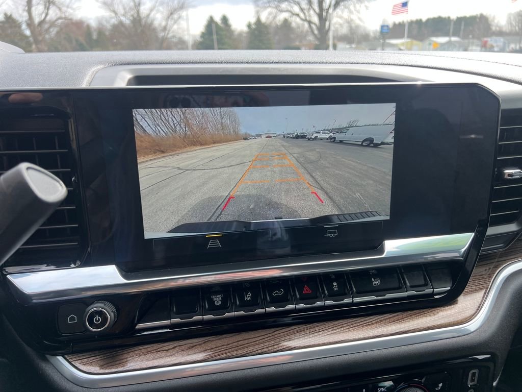 Used 2025 Chevrolet Silverado 2500 LT w/ Convenience Package image 24