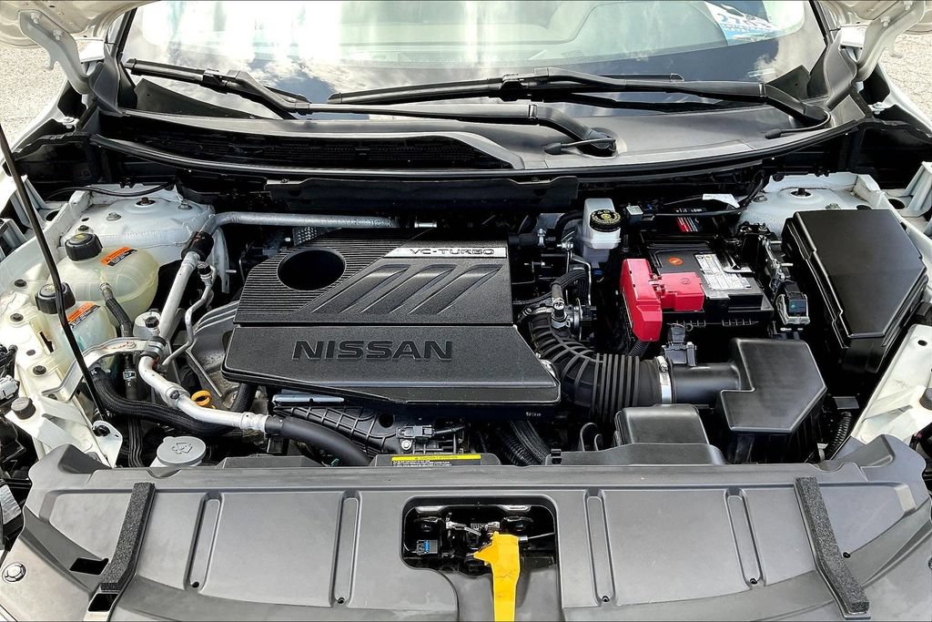 Used 2022 Nissan Rogue SV FWD image 29
