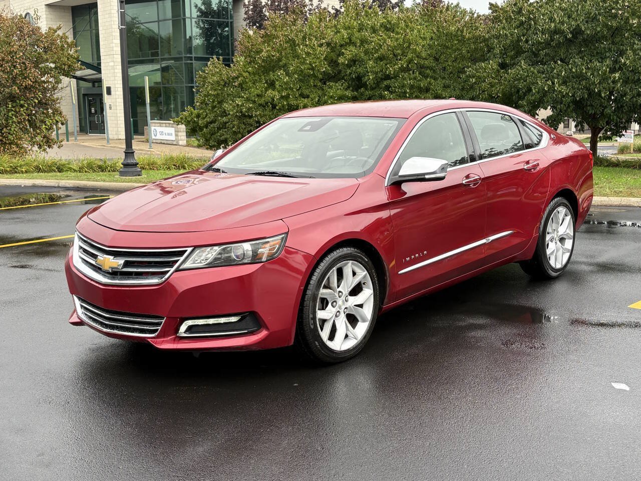 Used 2014 Chevrolet Impala LTZ FWD image 3