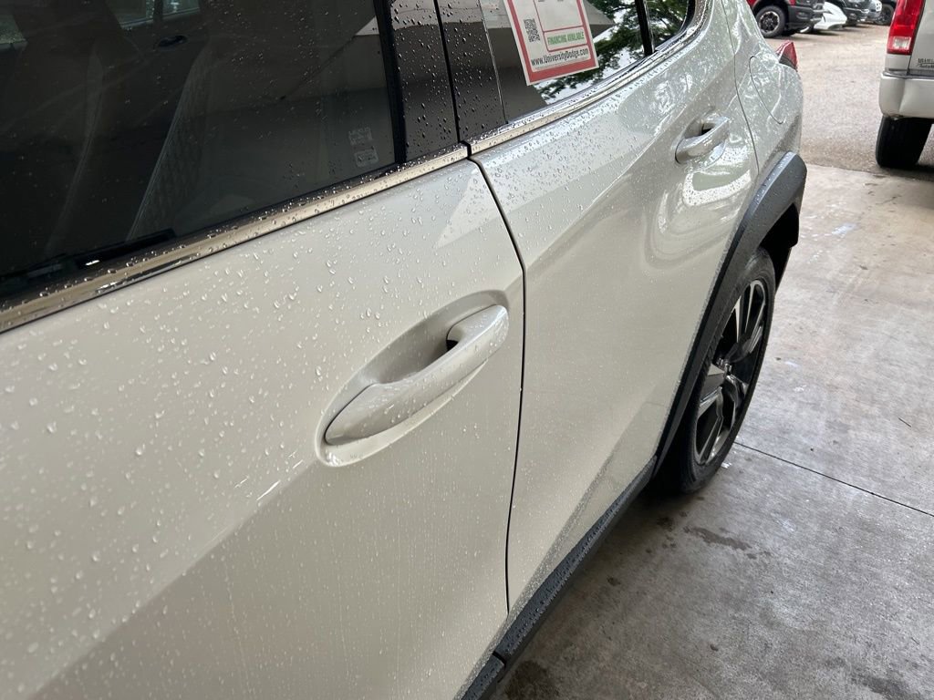 Used 2020 Lexus UX 200 w/ Premium Package image 13