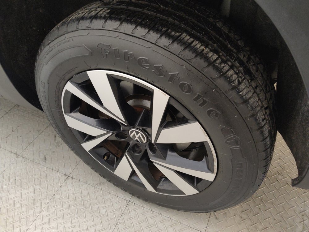 Used 2020 Volkswagen Atlas Cross Sport SE image 31