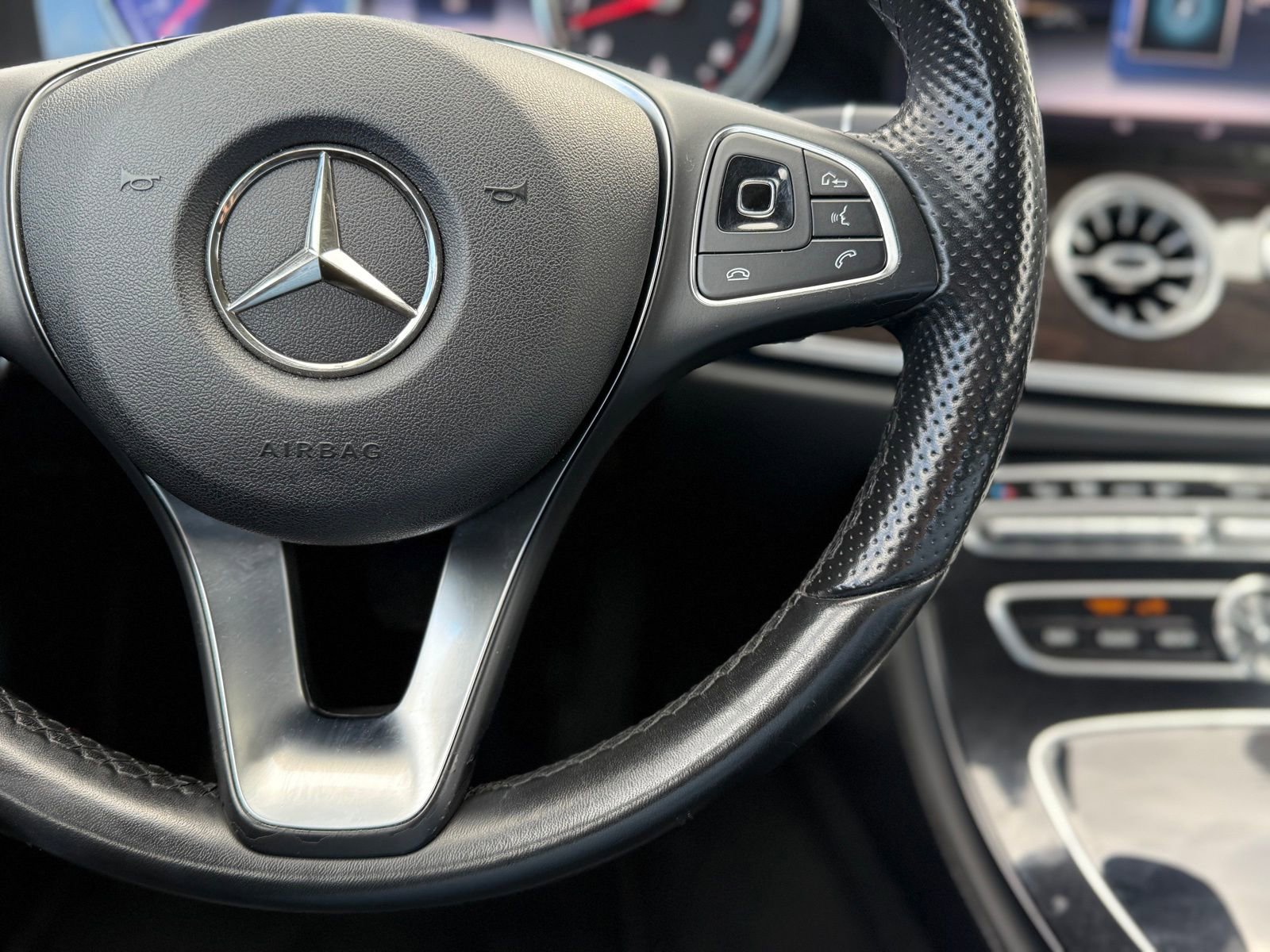 Used 2018 Mercedes-Benz E 400 Cabriolet image 26