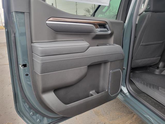 New 2026 Chevrolet Silverado 1500 LT w/ Z71 Off-Road Package image 21