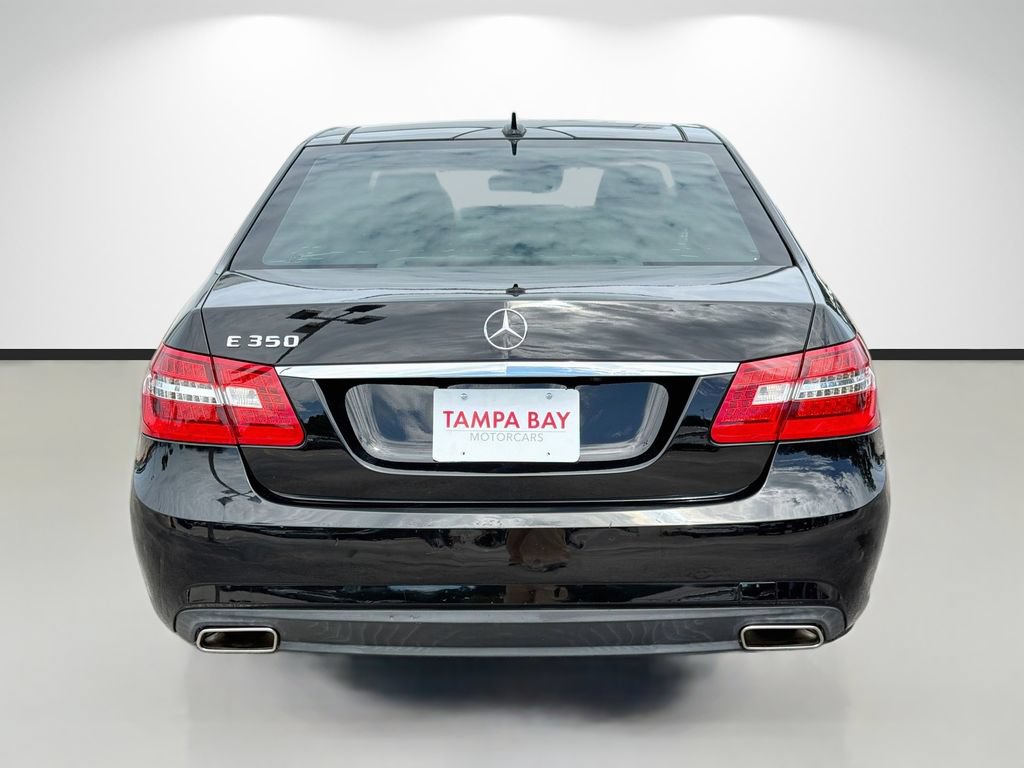Used 2010 Mercedes-Benz E 350 Sedan image 4