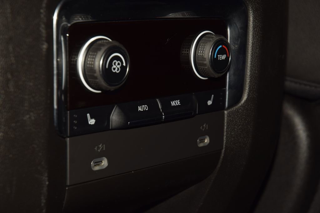 Used 2023 Chevrolet Tahoe High Country AWD/4WD image 42