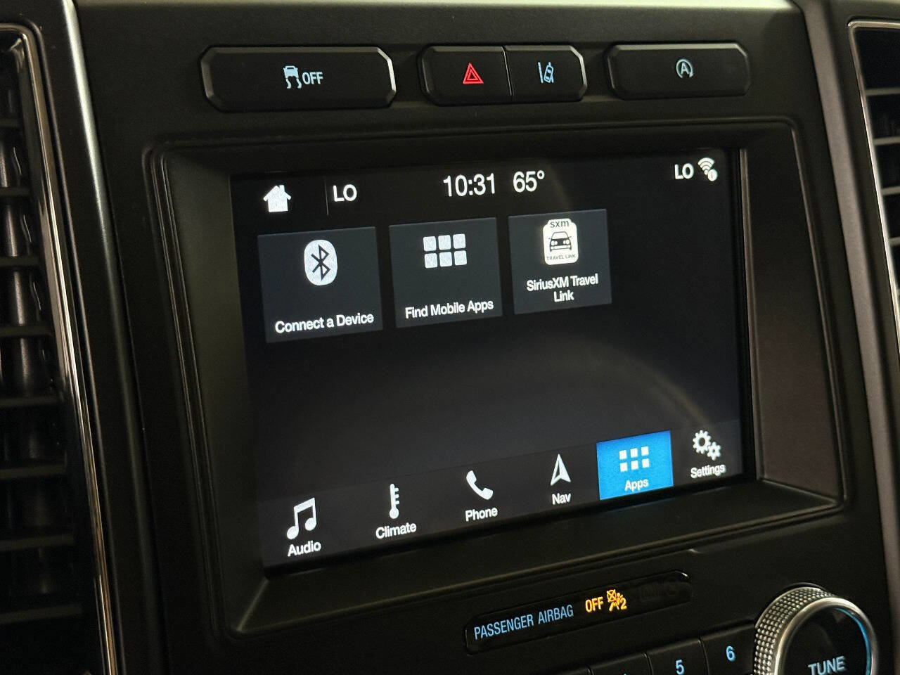 Used 2019 Ford Expedition Limited w/ Driver Assistance Package RWD image 38