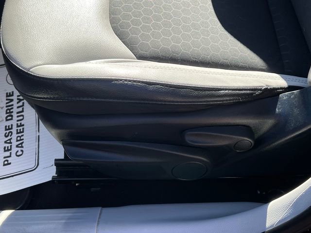 Used 2018 Jeep Compass Latitude w/ Cold Weather Group image 25