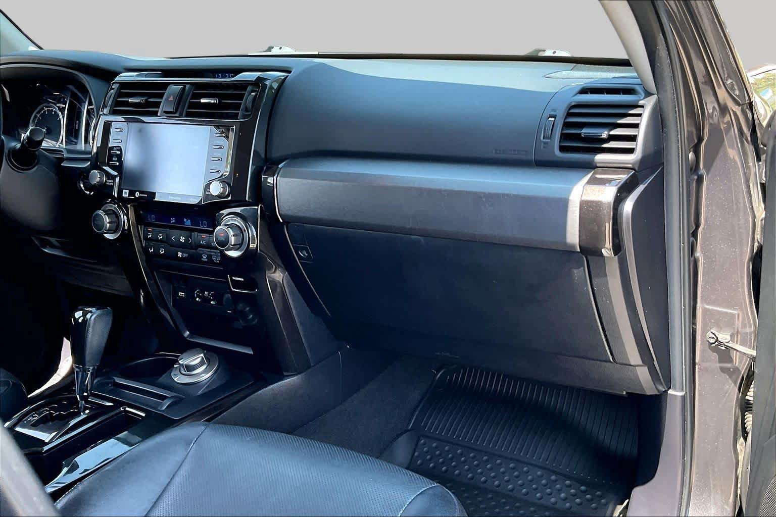 Used 2020 Toyota 4Runner Nightshade AWD/4WD image 17