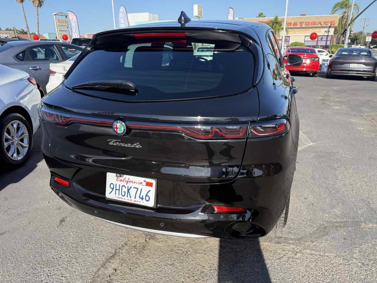 Used 2024 Alfa Romeo Tonale Ti AWD/4WD image 6