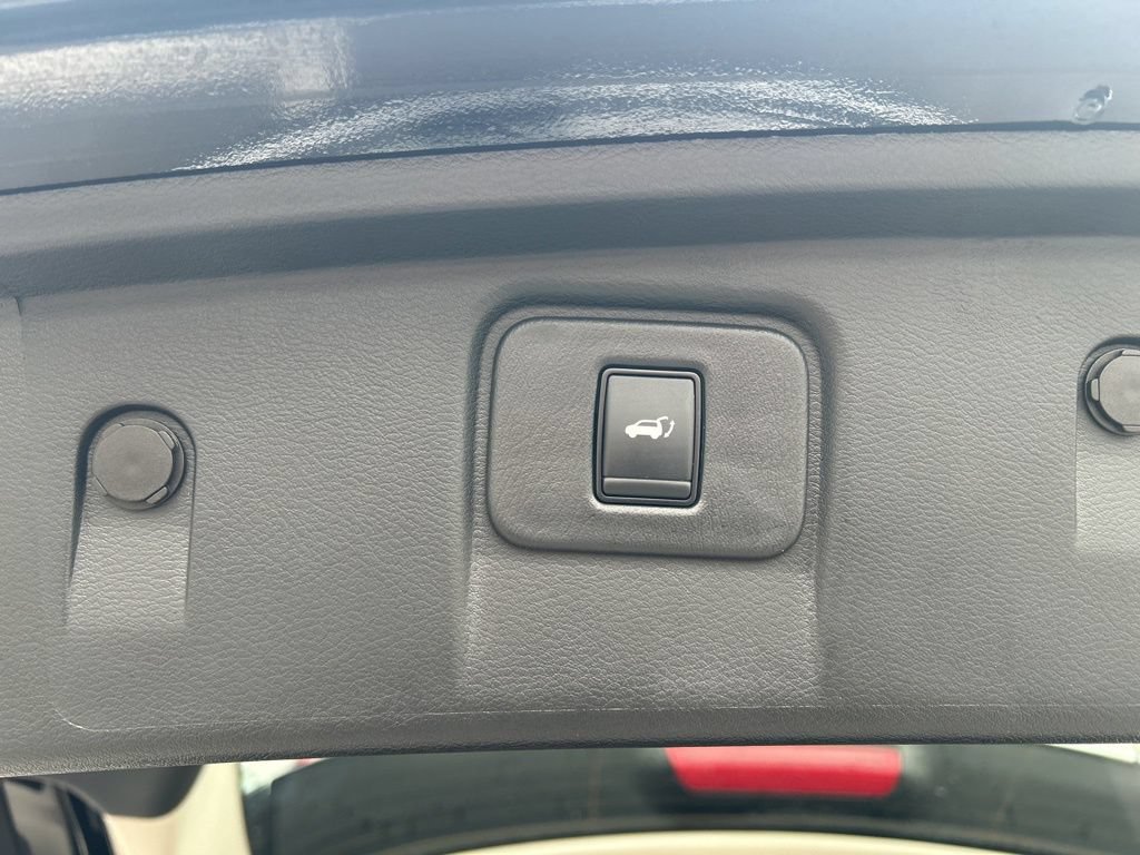 Used 2024 Nissan Murano SL FWD image 25