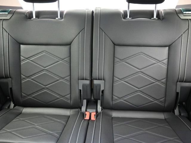 New 2026 Volkswagen Atlas SE image 12