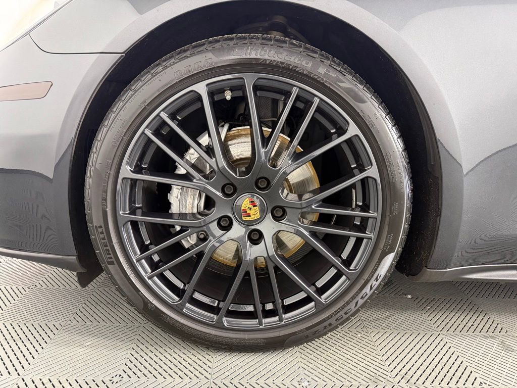 Certified 2022 Porsche Panamera 4 Platinum Edition image 14