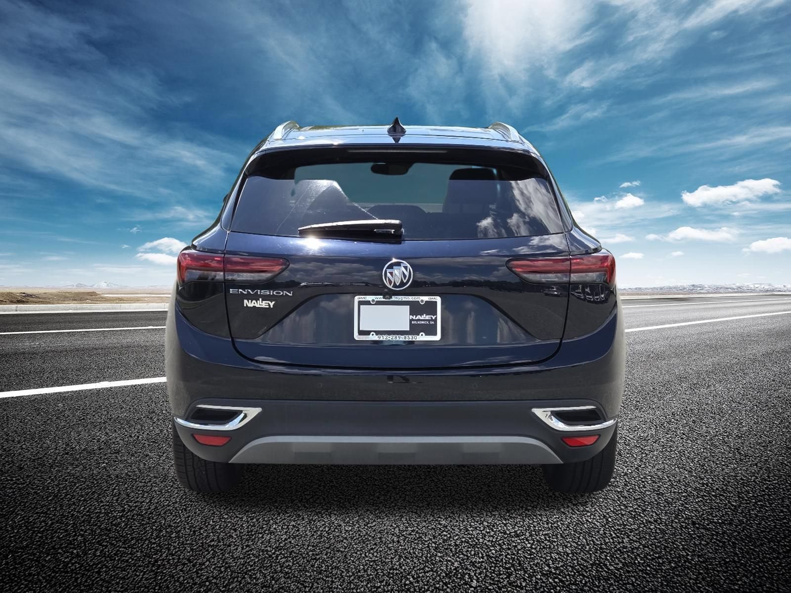 Used 2021 Buick Envision Essence FWD image 16