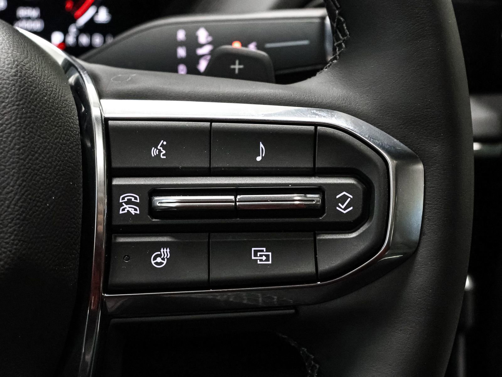 New 2026 GMC Yukon XL Denali w/ Denali Reserve Package image 37