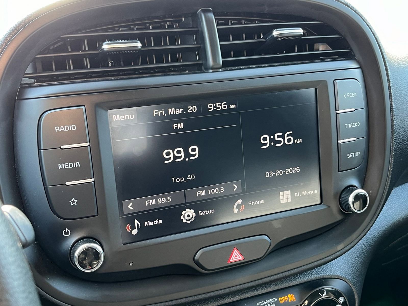 Used 2025 Kia Soul LX w/ LX Technology Package FWD image 20