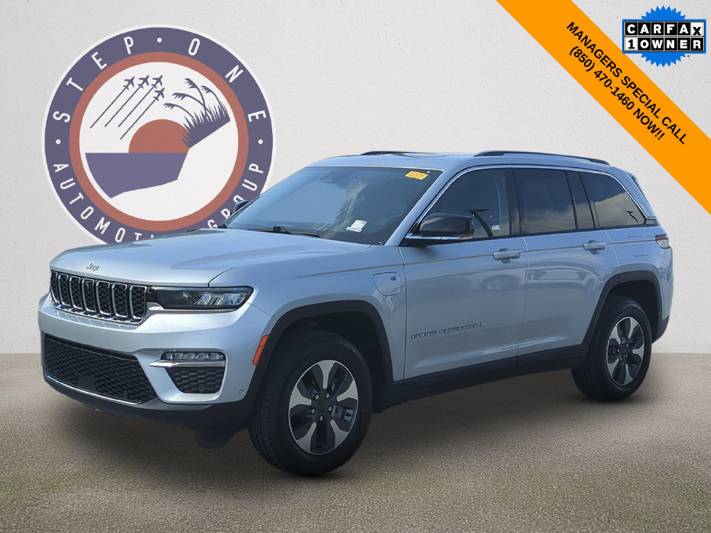 Used 2022 Jeep Grand Cherokee Limited 4xe w/ Luxury Tech Group II AWD/4WD image 1