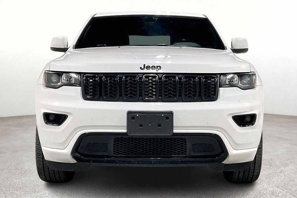 Used 2019 Jeep Grand Cherokee Altitude image 5