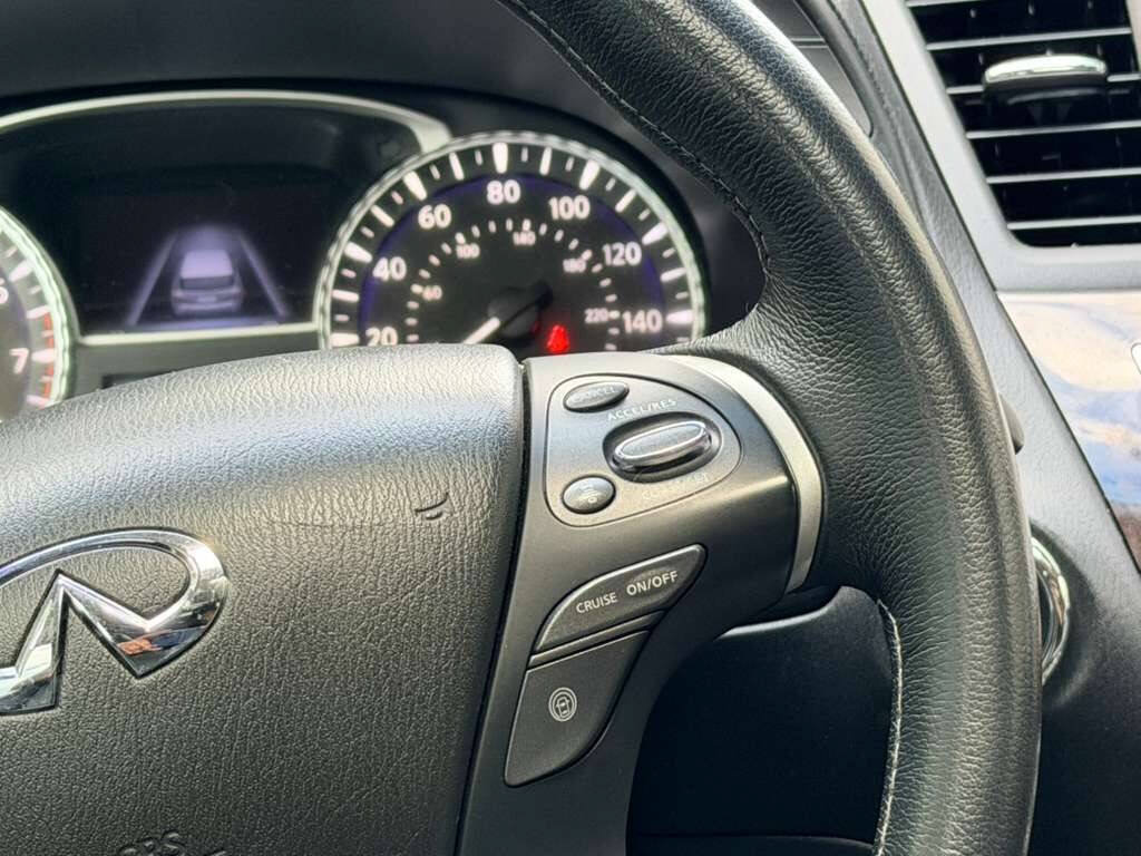 Used 2016 INFINITI QX60 Luxe w/ Deluxe Technology Package AWD/4WD image 19
