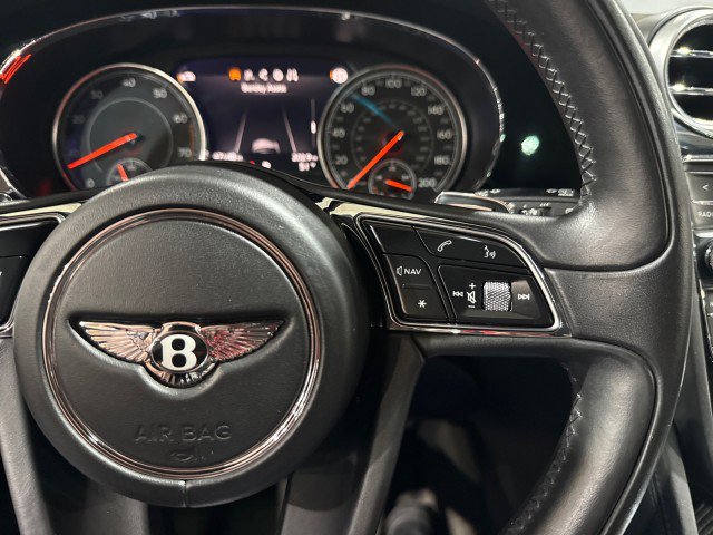 Used 2017 Bentley Bentayga image 74