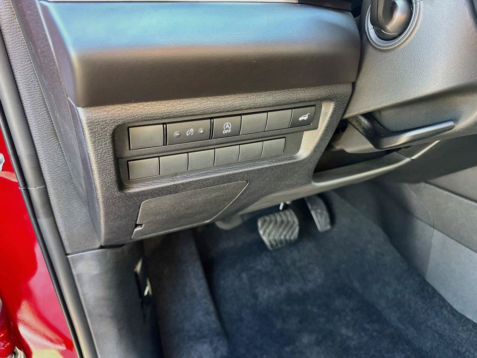 New 2026 Mitsubishi Outlander SE FWD image 14
