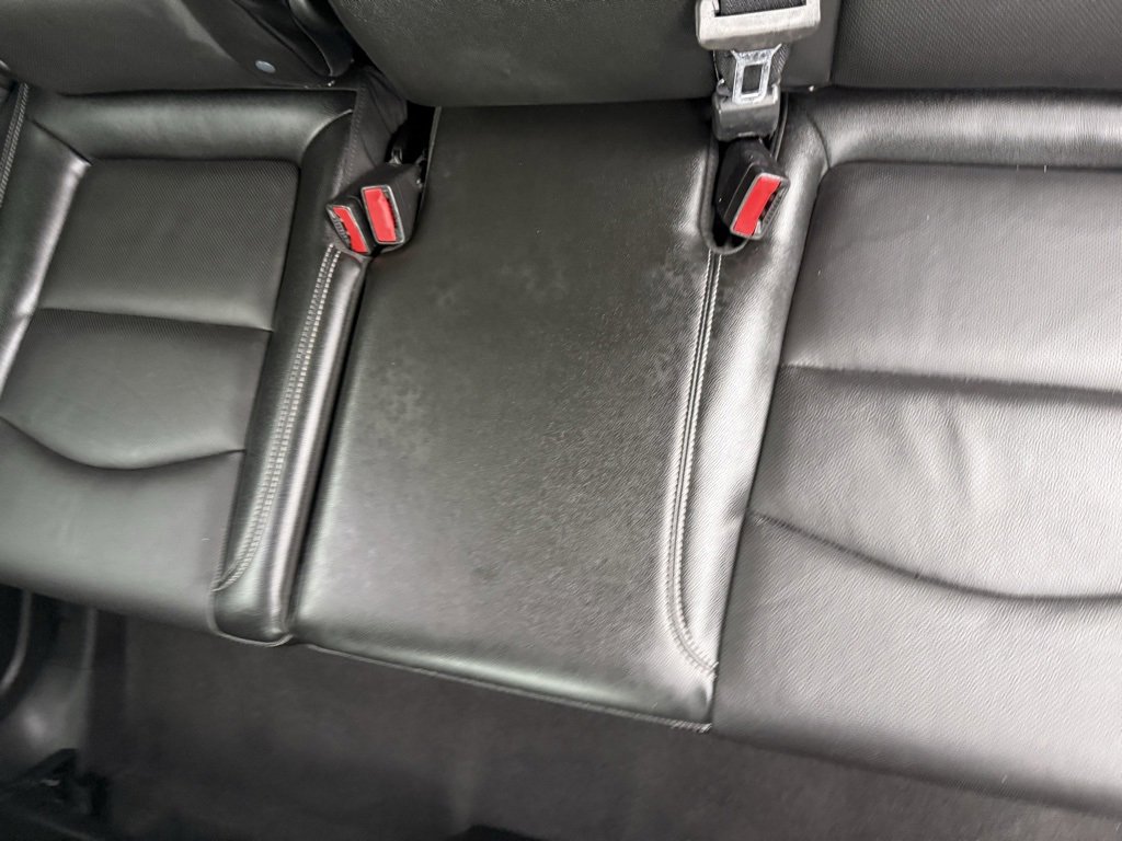 Used 2024 GMC Terrain SLT image 33