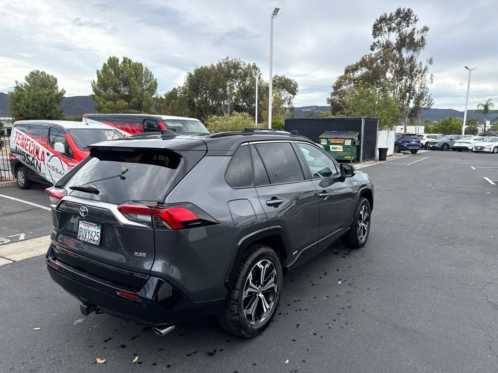 Used 2021 Toyota RAV4 XSE w/ Premium Package AWD/4WD image 4