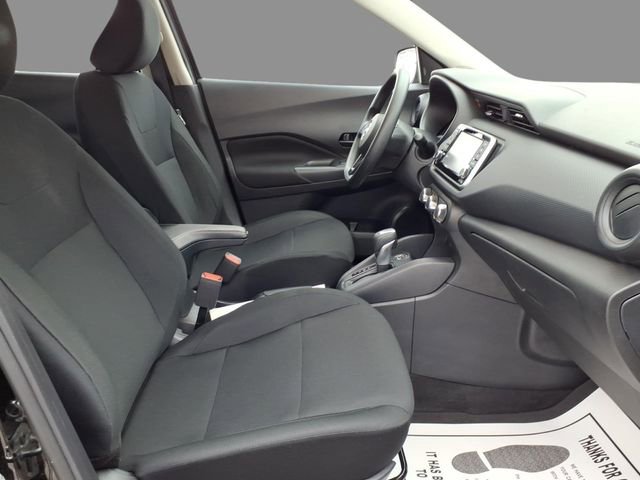 Certified 2025 Nissan Kicks Play S image 13