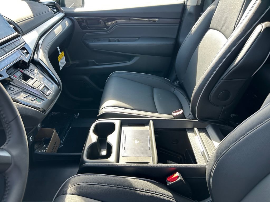 New 2026 Honda Odyssey Touring image 16
