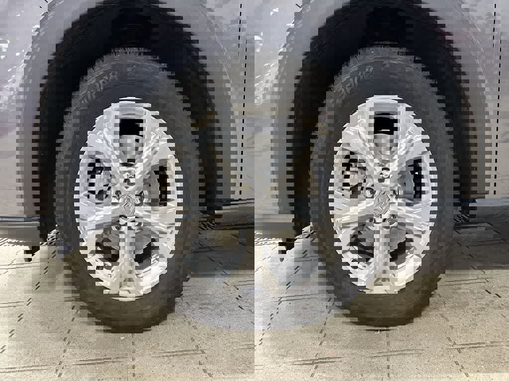 Used 2023 Honda HR-V LX image 10