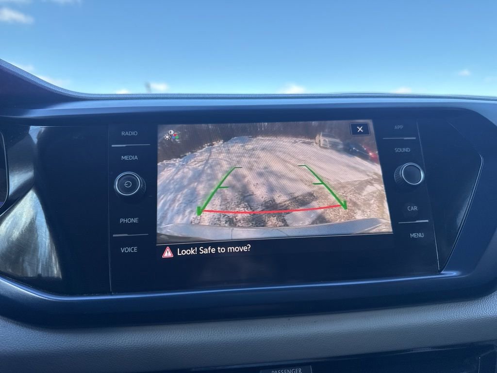 Used 2023 Volkswagen Taos SE image 32