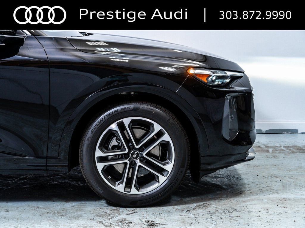 Used 2025 Audi Q5 Prestige image 13