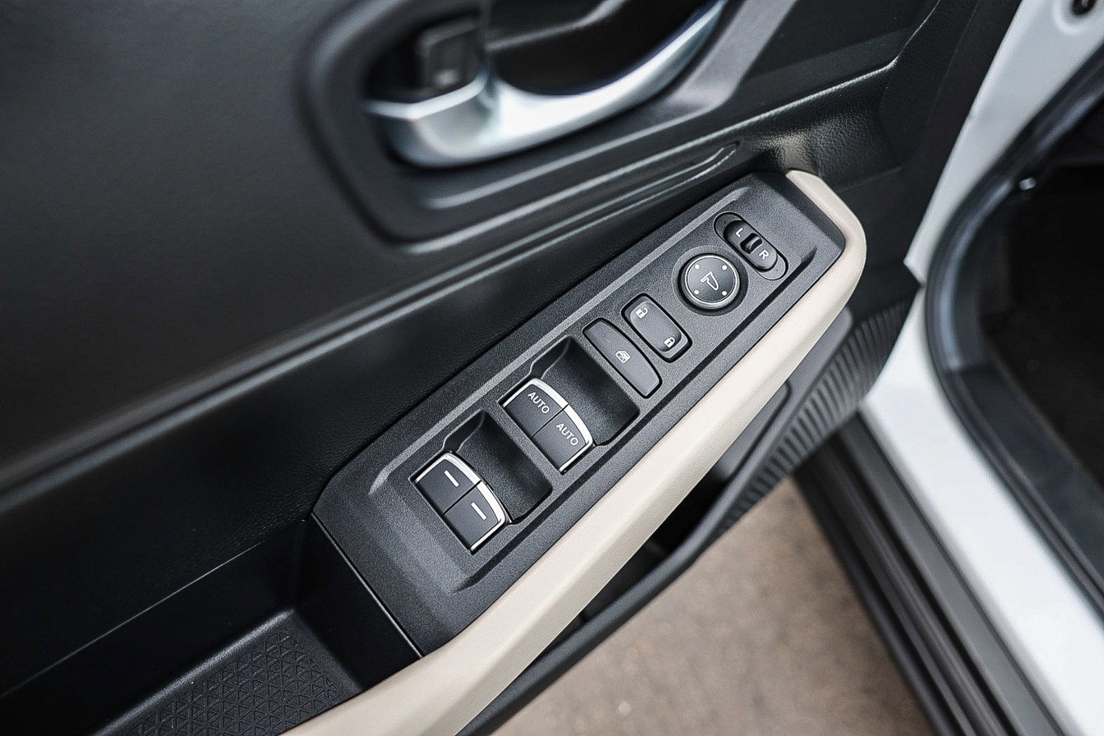 Certified 2024 Honda Accord LX image 9