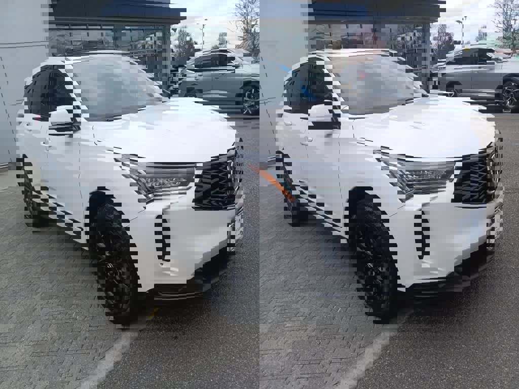 Used 2025 Acura RDX SH-AWD image 8