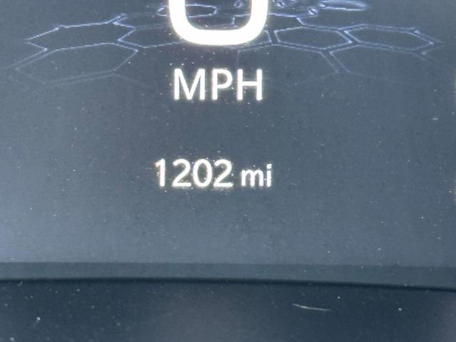 Used 2025 Jeep Compass Limited w/ Sun & Sound Group image 14