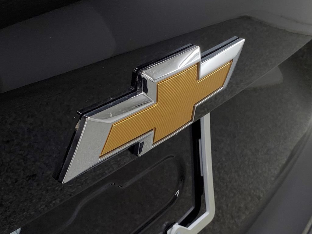 Used 2025 Chevrolet Equinox LT w/ Safety and Technology Package FWD image 24