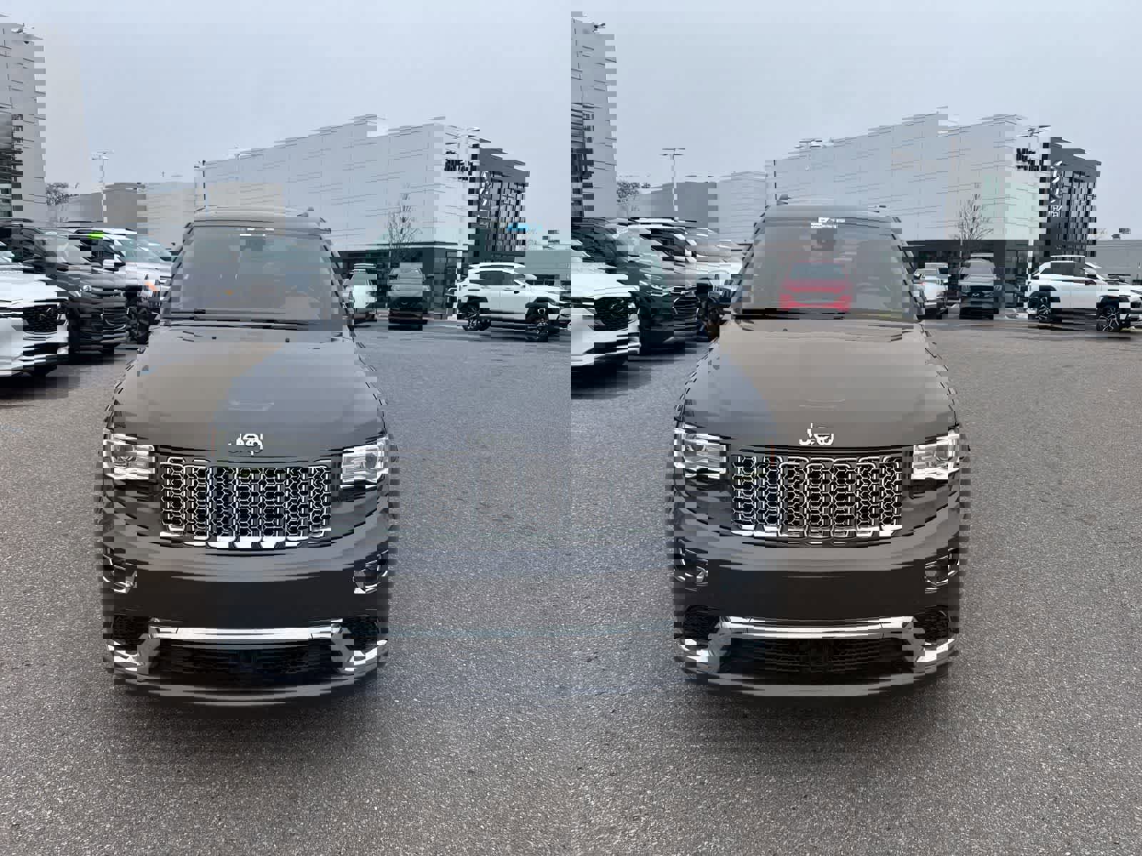 Used 2016 Jeep Grand Cherokee Summit image 2