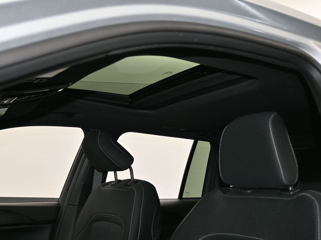 New 2026 Jeep Grand Cherokee Laredo X image 11