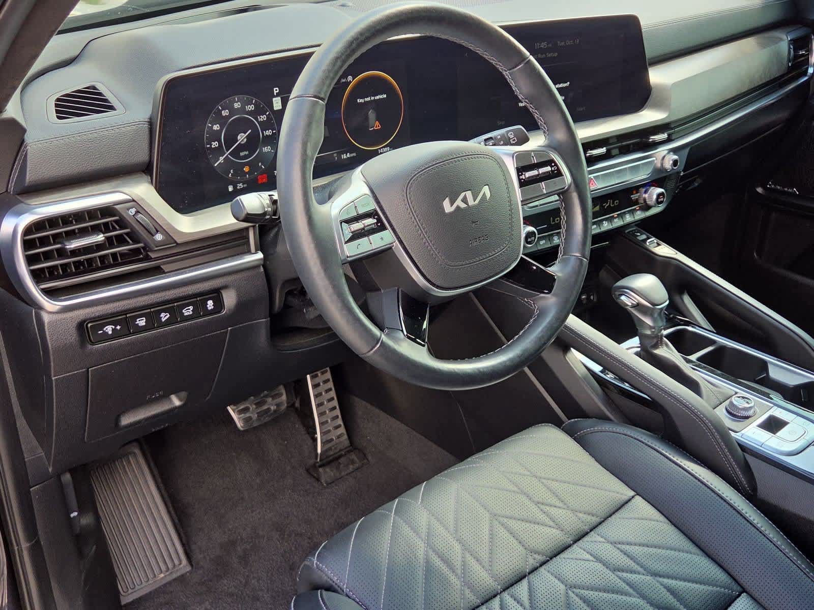 Certified 2025 Kia Telluride SX Prestige X-Line AWD/4WD image 2