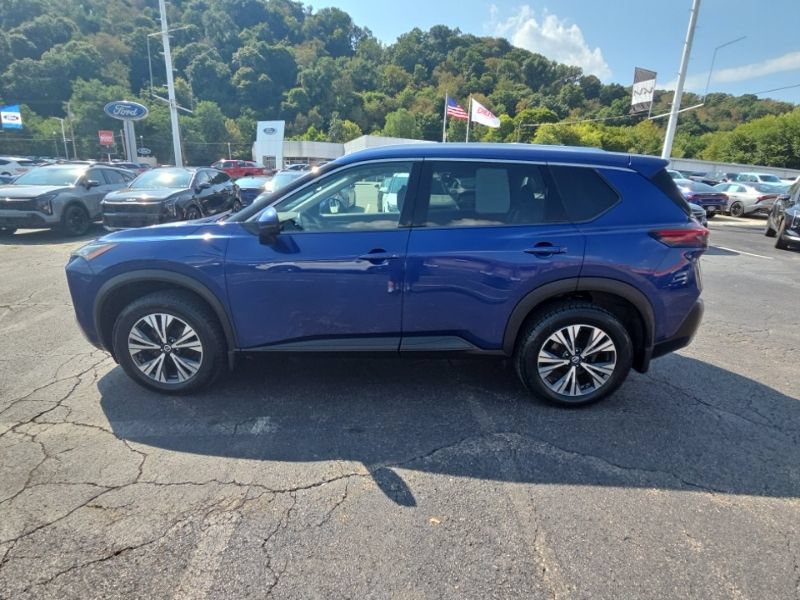 Used 2021 Nissan Rogue SV w/ Premium Package AWD/4WD image 4